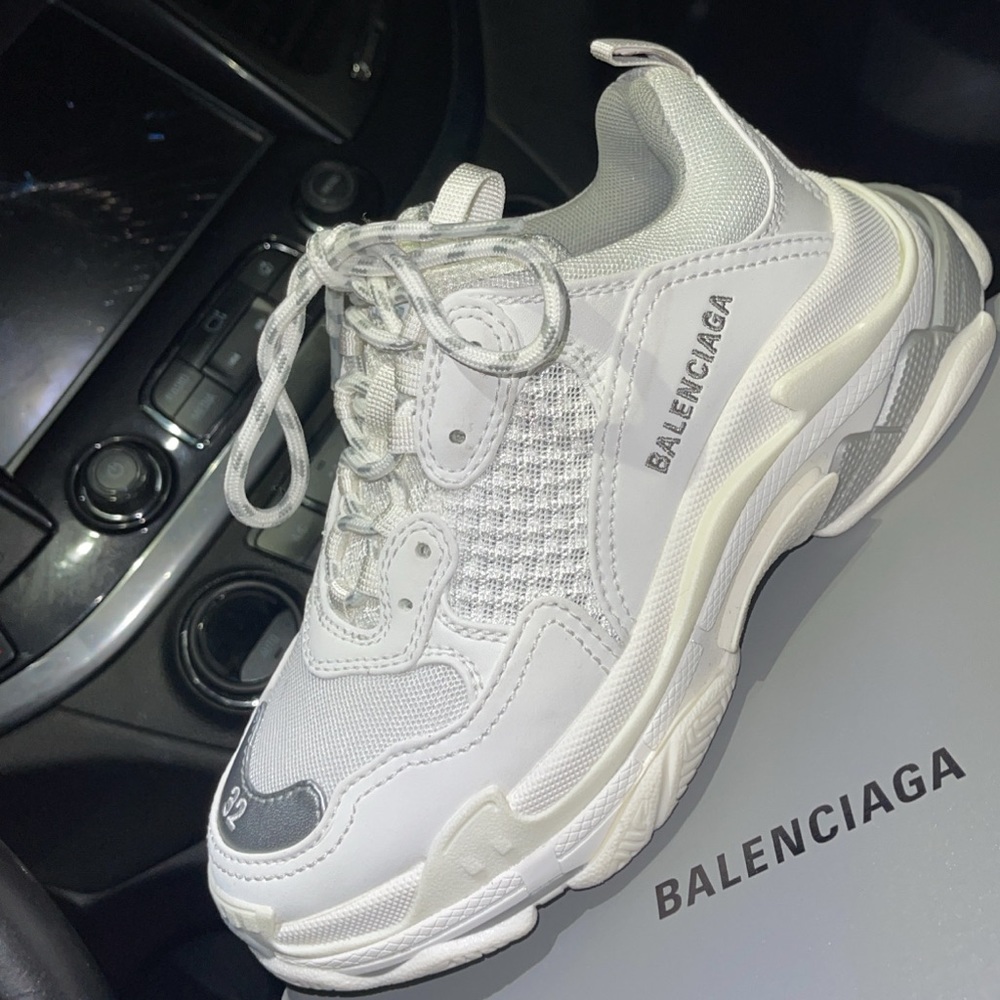 Brand new in the box kids balenciaga size 32 | 1y